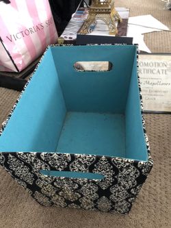 Storage box