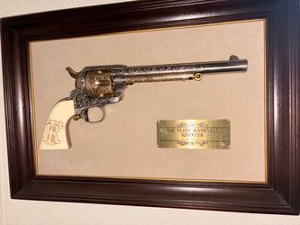Franklin Mint Teddy Roosevelt Revolver Display