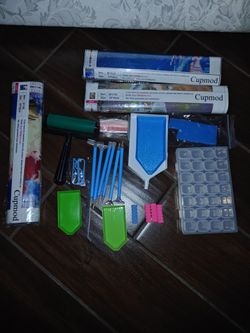 3 Diamond Art Projects And Accessories 