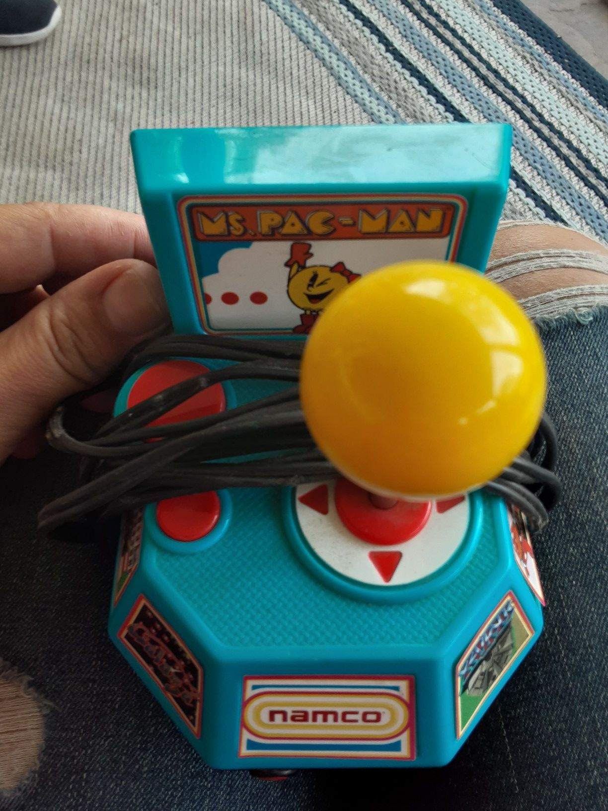 TV PacMan plug- in game