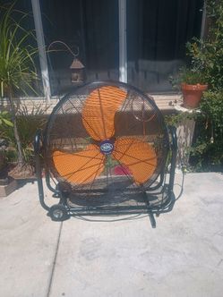 Global Industrial™ 36" Portable Tilt Blower Drum Fan, 13,300 CFM, 2/3 HP, 1 Phase