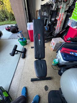 Heavy Duty Adjustable Bench with Leg attachment / Fitness Reality