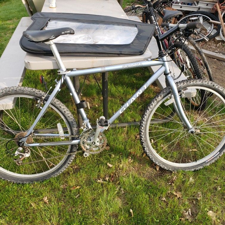 Giant Sedona Mountain Bike