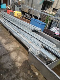3 and 5/8-in metal studs non-structural