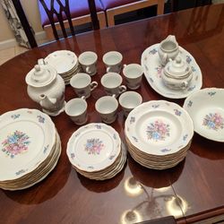 Floral Tea Set (8 Settings)
