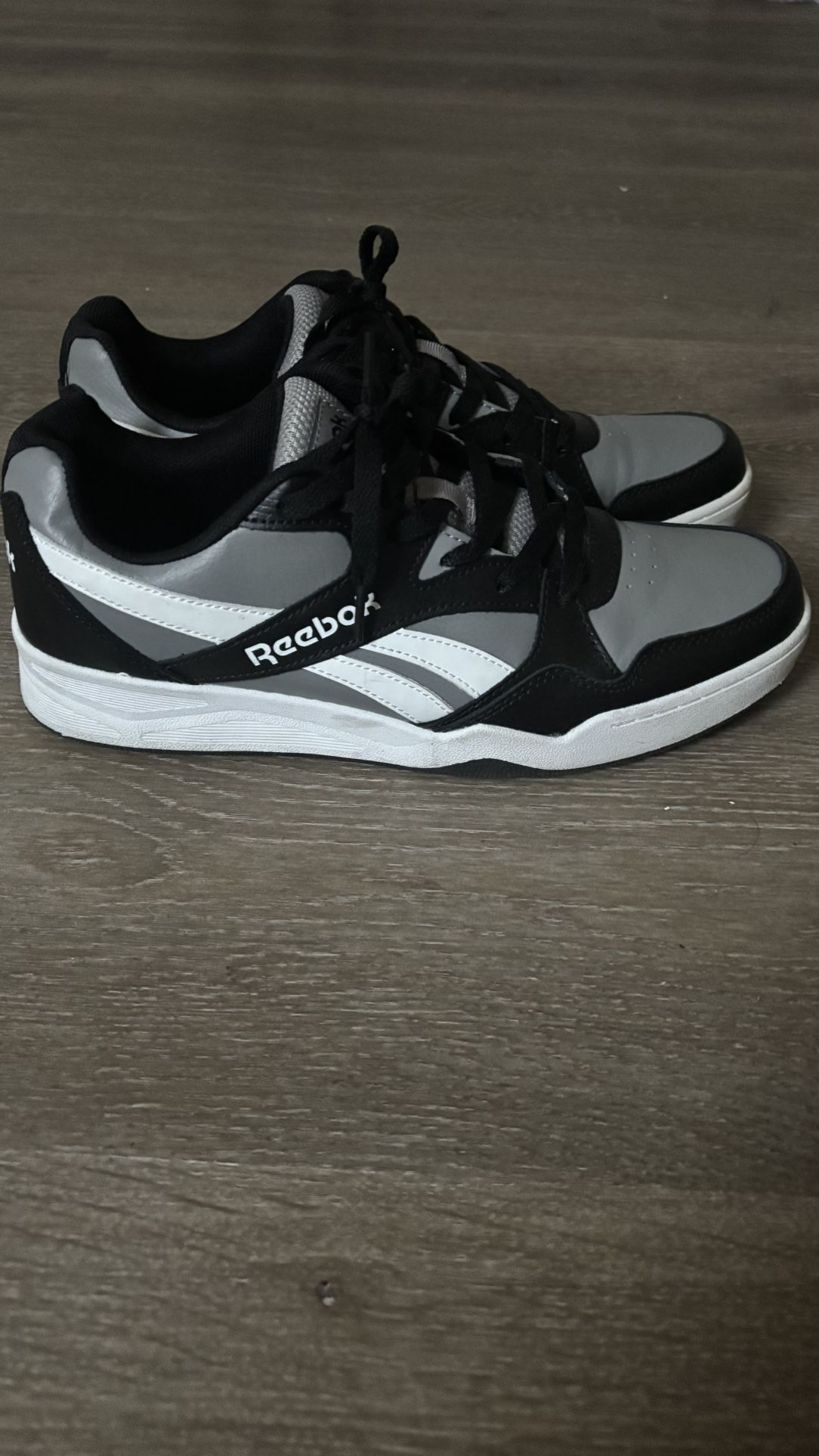 Men’s Reebok Size 9.5