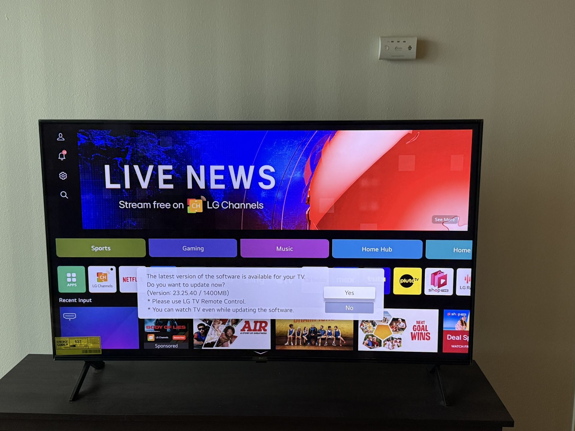 LG 55-Inch Class UR9000 Series Alexa Built-in 4K Smart TV (3840 x 2160),Bluetooth, Wi-Fi, USB, Ethernet, HDMI 60Hz Refresh Rate, AI-Powered 4K