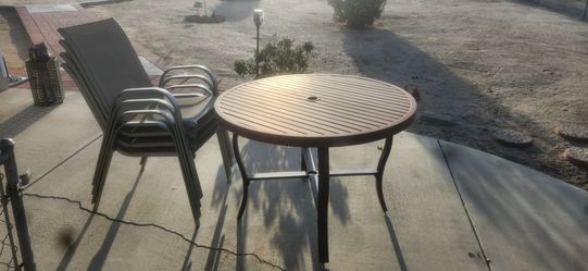 4 chairs and table