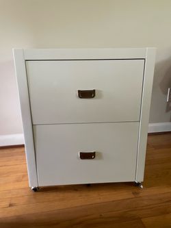 Filing Cabinent