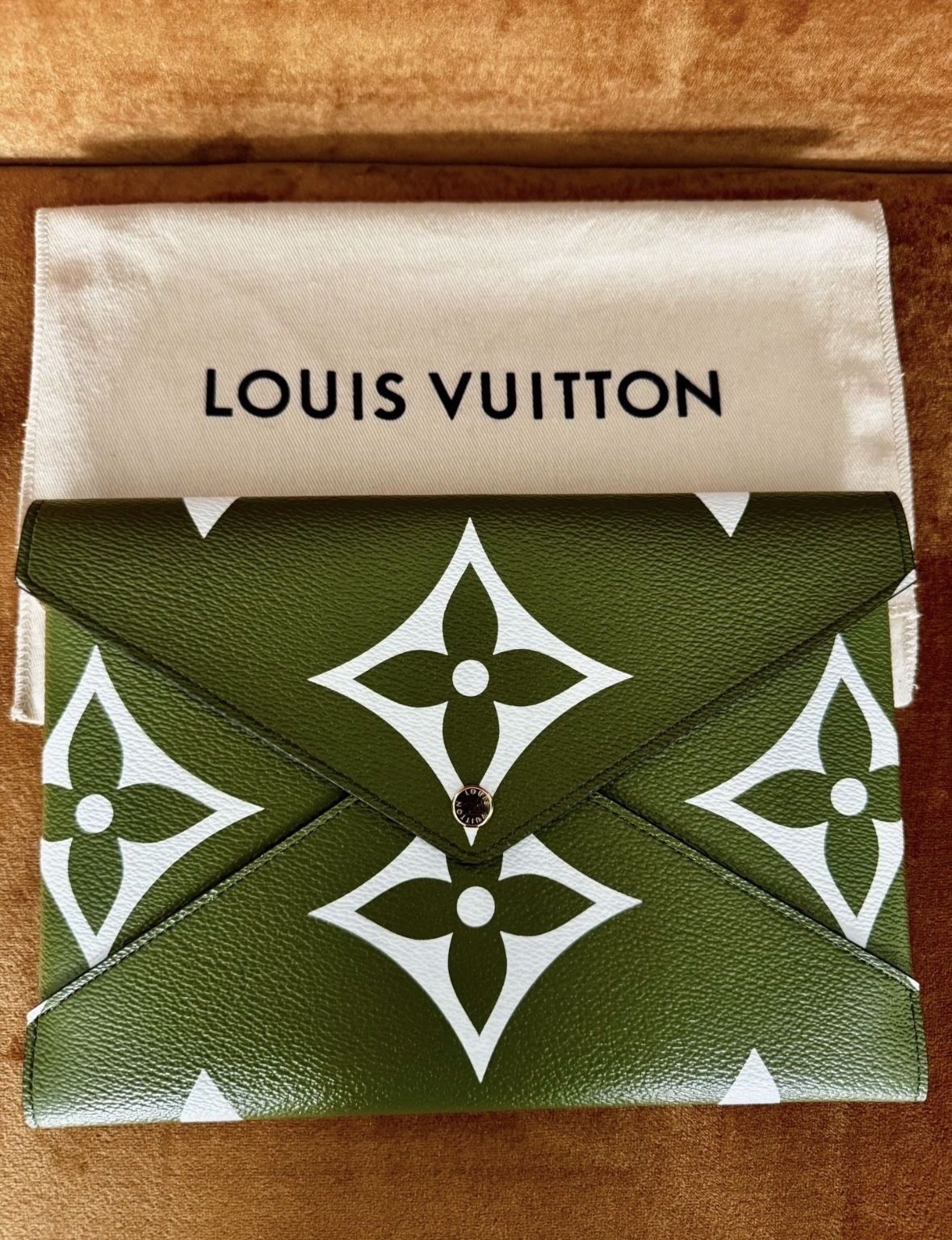 Louis Vuitton Kirigami Pochette