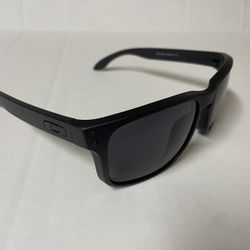 Oakley Sunglasses 