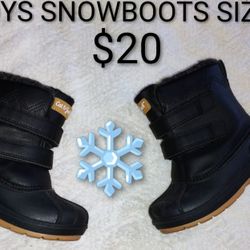 FIRM IN MERCED‼️BOYS SNOWBOOTS SIZE 11