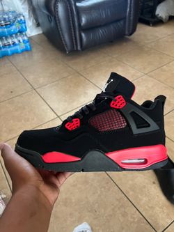 Jordan 4 red thunder size 11