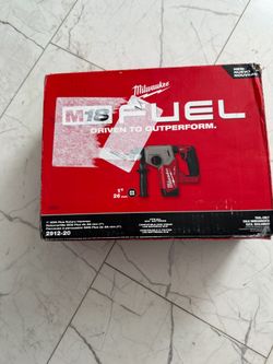 Milwaukee M18 FUEL 18-Volt Lithium-Ion Brushless Cordless 1 in. SDS-Plus Rotary