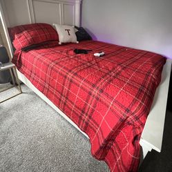 Queen Size frame 4 Sale!