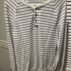 Aeropostale Henley shirt 