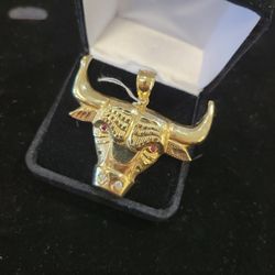 Gold Bull Pendant 