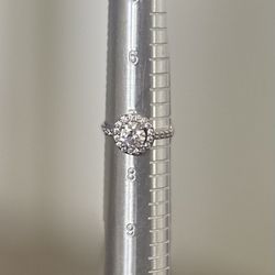 🌼 Pretty Double-Halo Solitaire CZ Engagement Ring ~ New!!