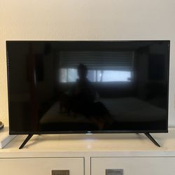 TCL 43” 4K TV