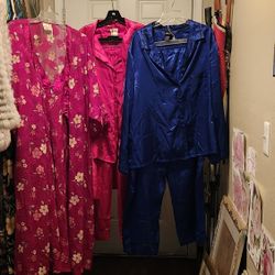 Elegant Sleepwear Set & Pajamas