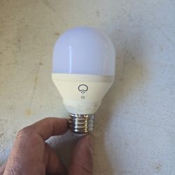 LIFX Mini White (A19) Wi-Fi Smart LED Light Bulb