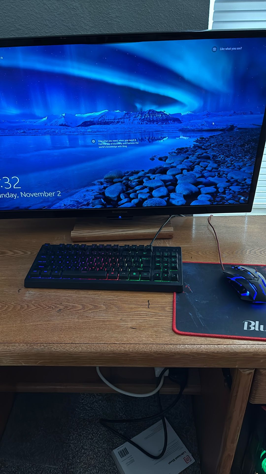 Cyberpower Gaming PC With Monitor And Input