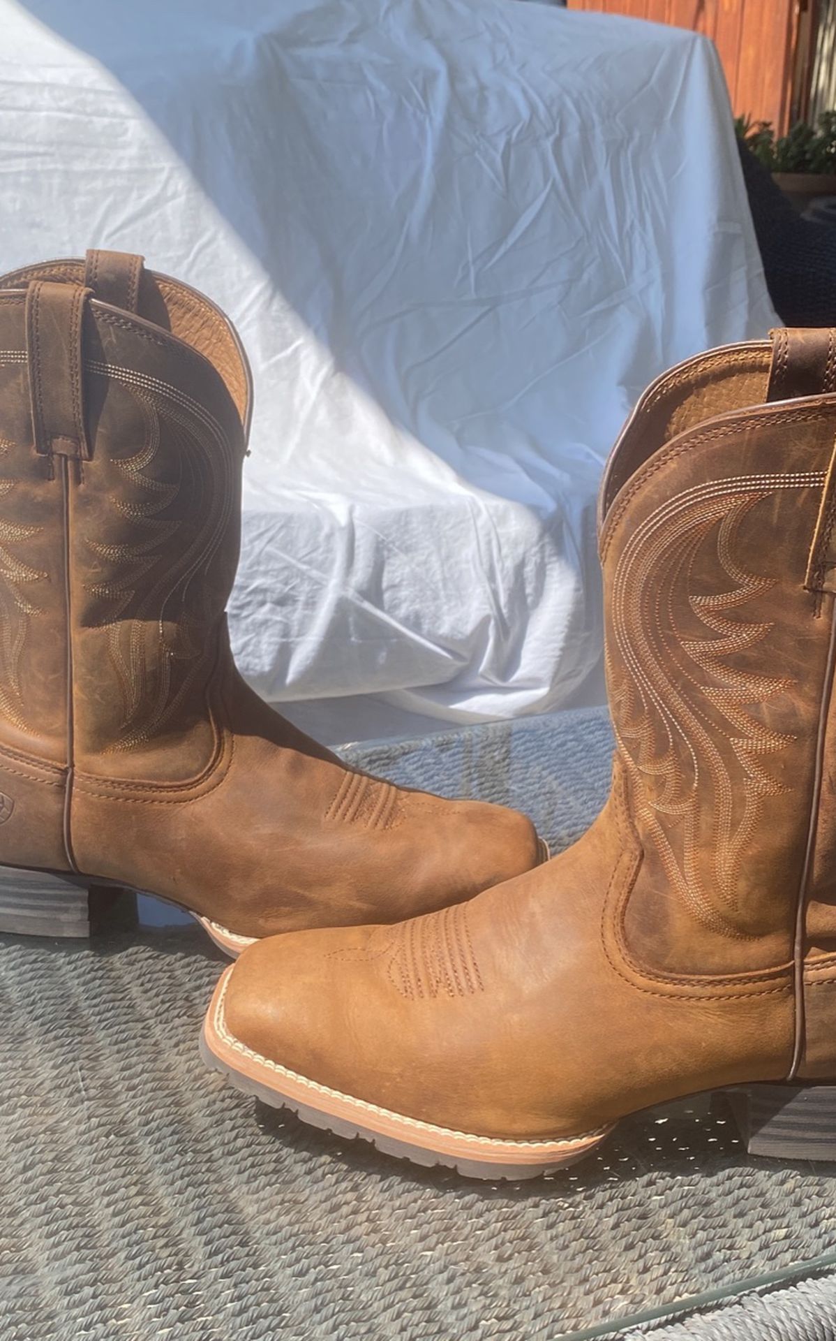 Men’s Ariat Cowboy Boots 