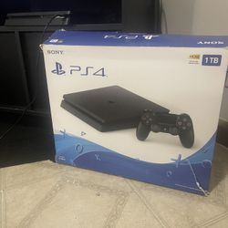 PS4 1TB 