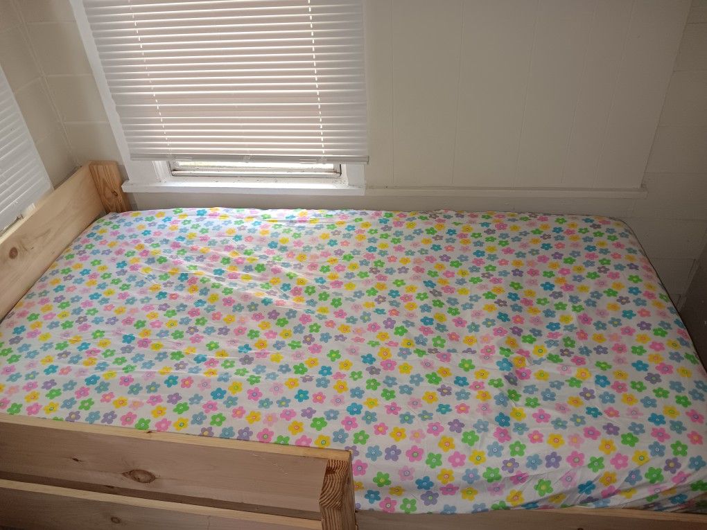 Twin Bed Frame And Mattress