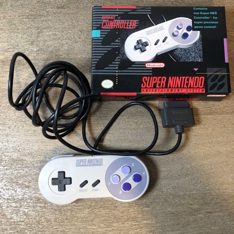 Original Nintendo Super NES Controller w/ Box