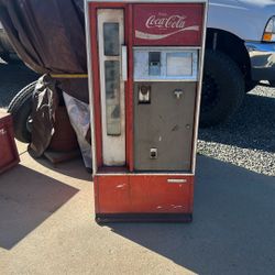 Coke Vending Machine 