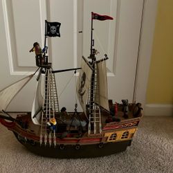 Pirate Ship Play Set