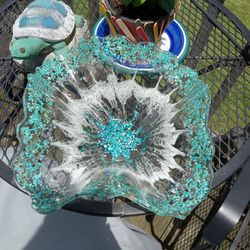 Genuine turquoise stone decorative resin bowl with turquoise holographic glitter