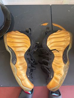 Nike Air Foamposite One Metallic Gold