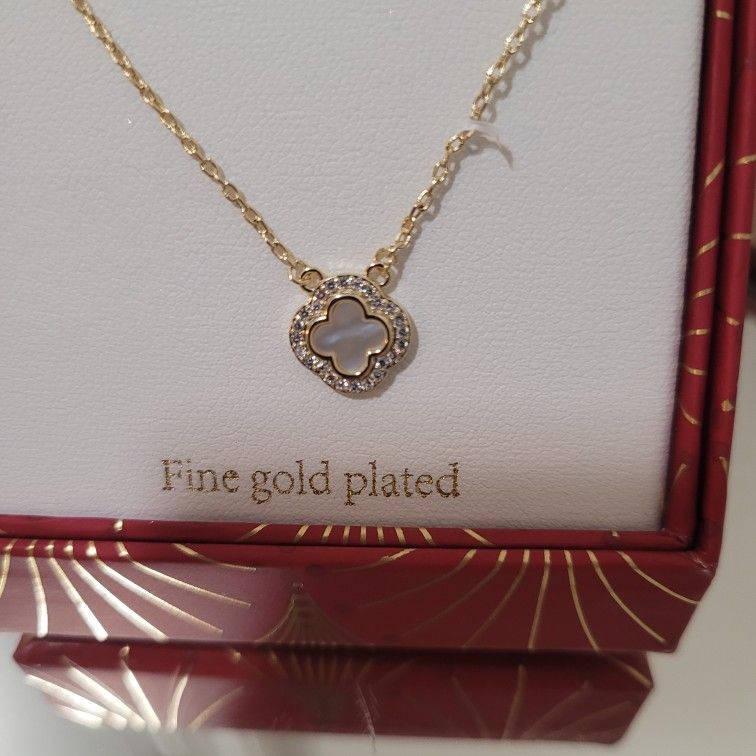 Gold Plated Clover Necklace 