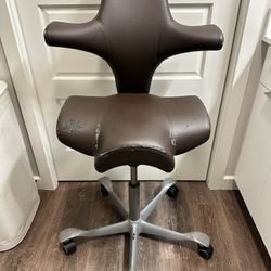 HÅG Capisco Adjustable Chair Brown Leather