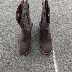 Men Boots Size 10 