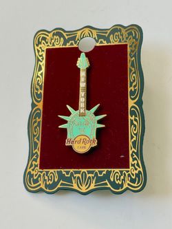 2003 Hard Rock Cafe Liberty Head Guitar NYC Pin on Card