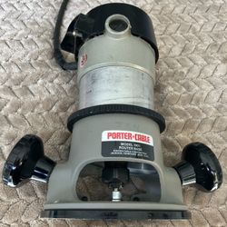 Porter Cable Router with  bits,bag & templates  