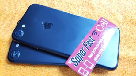 iPhone 7 32gb 🍏🍏🔥🔥🔥PRICE DROPPED 🔥🔥🔥🔥unlocked excellent condition! $159🍏🍏🔥🔥