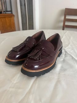 Mucccute burgundy women shoes size 7
