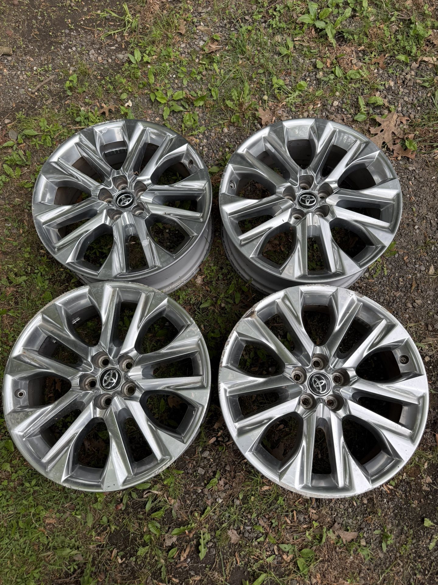 2020 Toyota Highlander Wheels 20 Inch