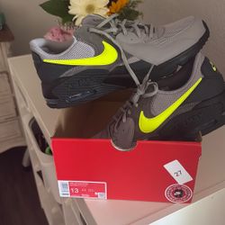 Nike Air Max Size 13