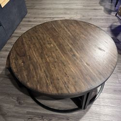 42” Round Nesting Coffee Table