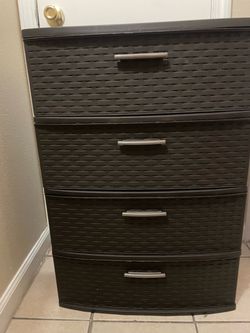 Plastic dresser drawers/ set