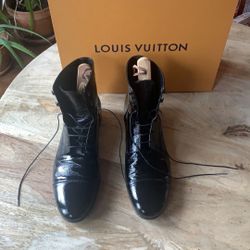 Louis Vuitton patent Leather Laced High-top Shoes/boots - Size : 8.5