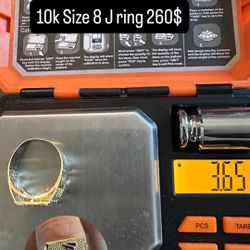 10k Gold J ring