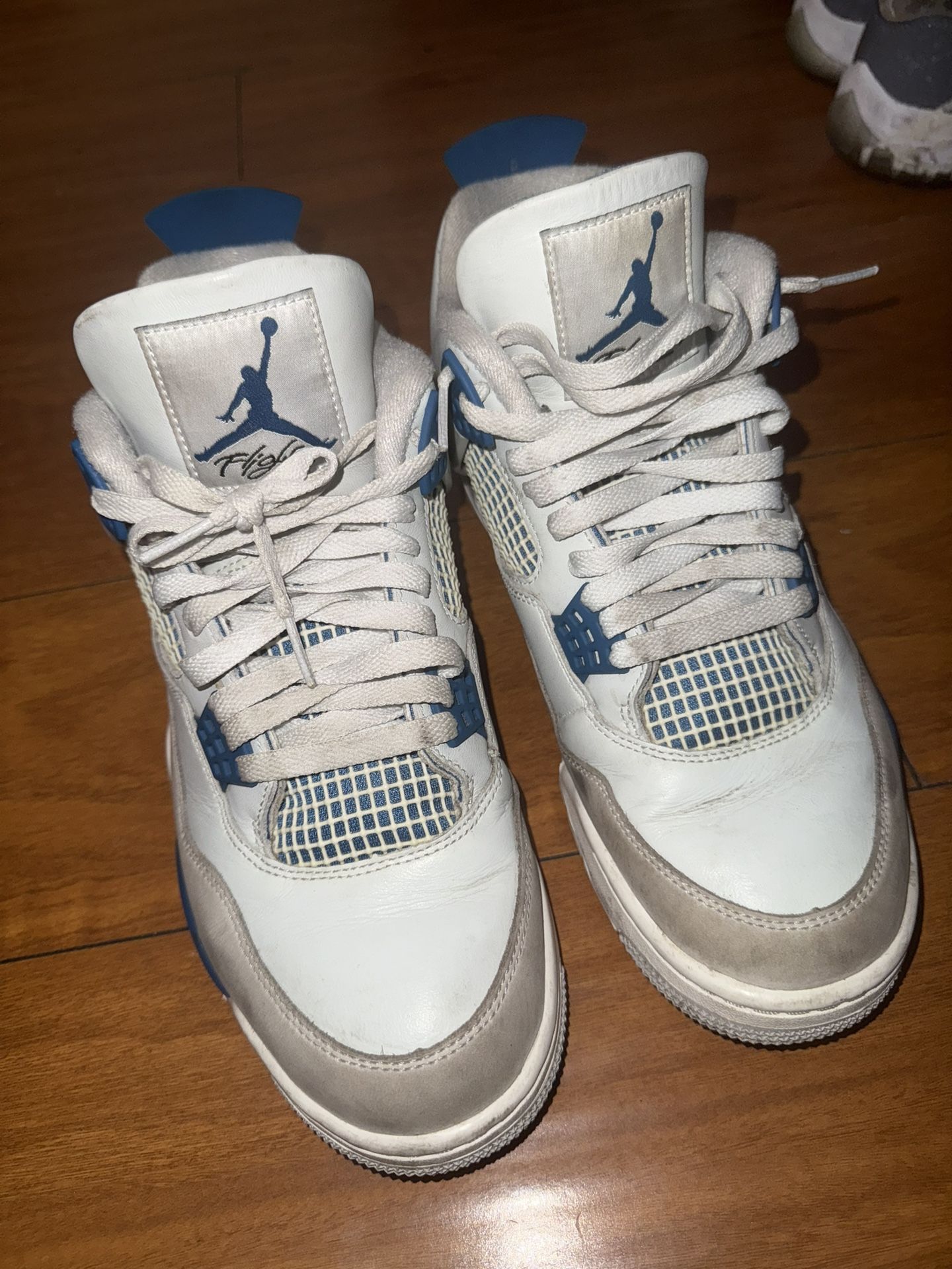 Jordan 4