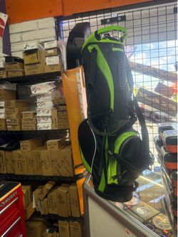 Strata Golf Clubs with New Datrek bag