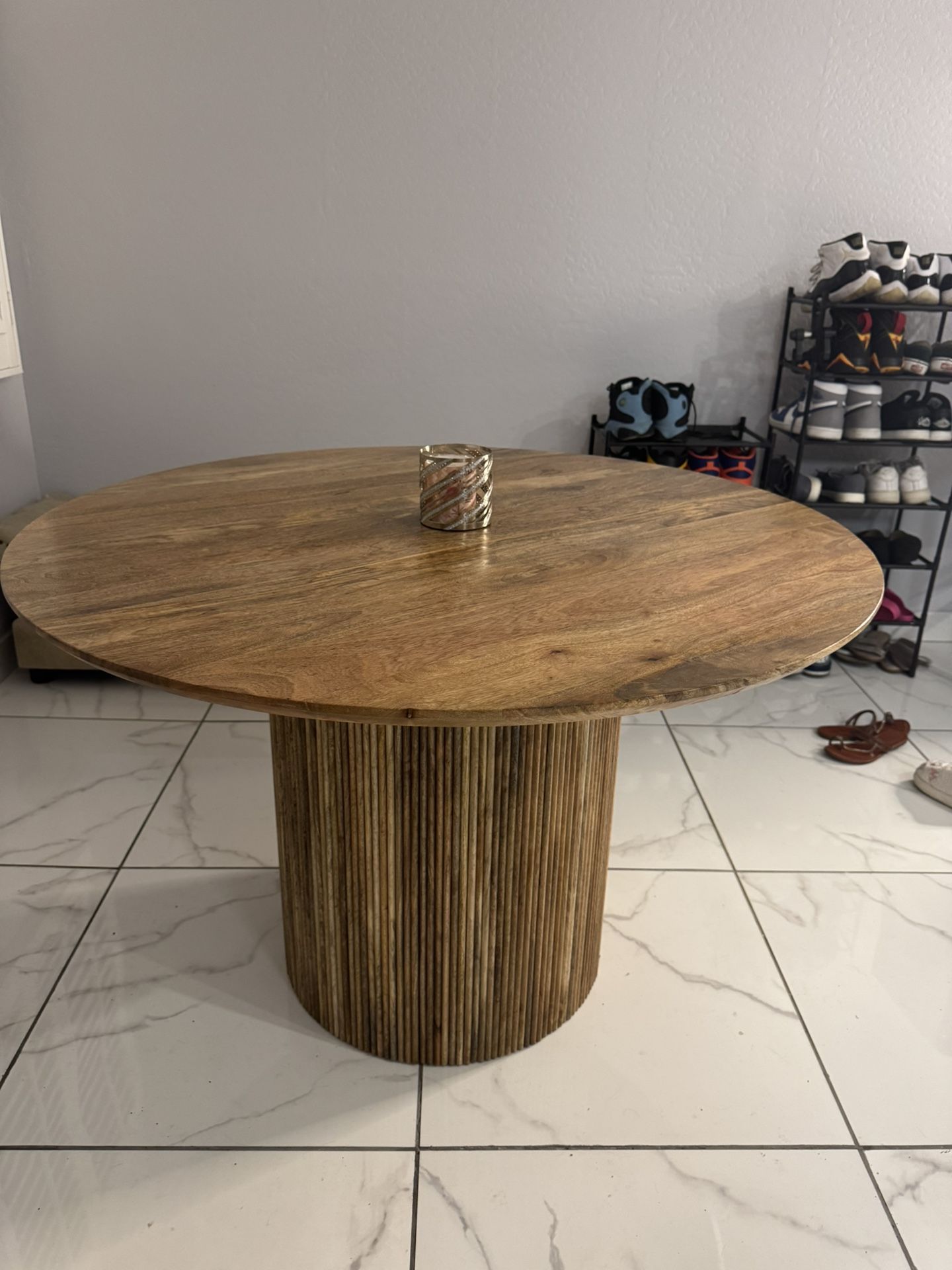 Poly & Bark Dining table